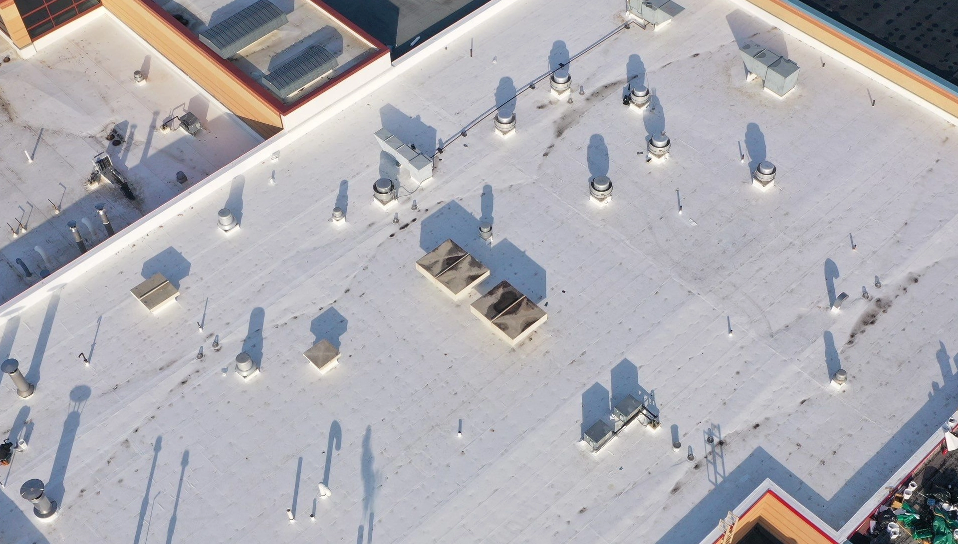 Completed durolast roof on an Indiana commercial building